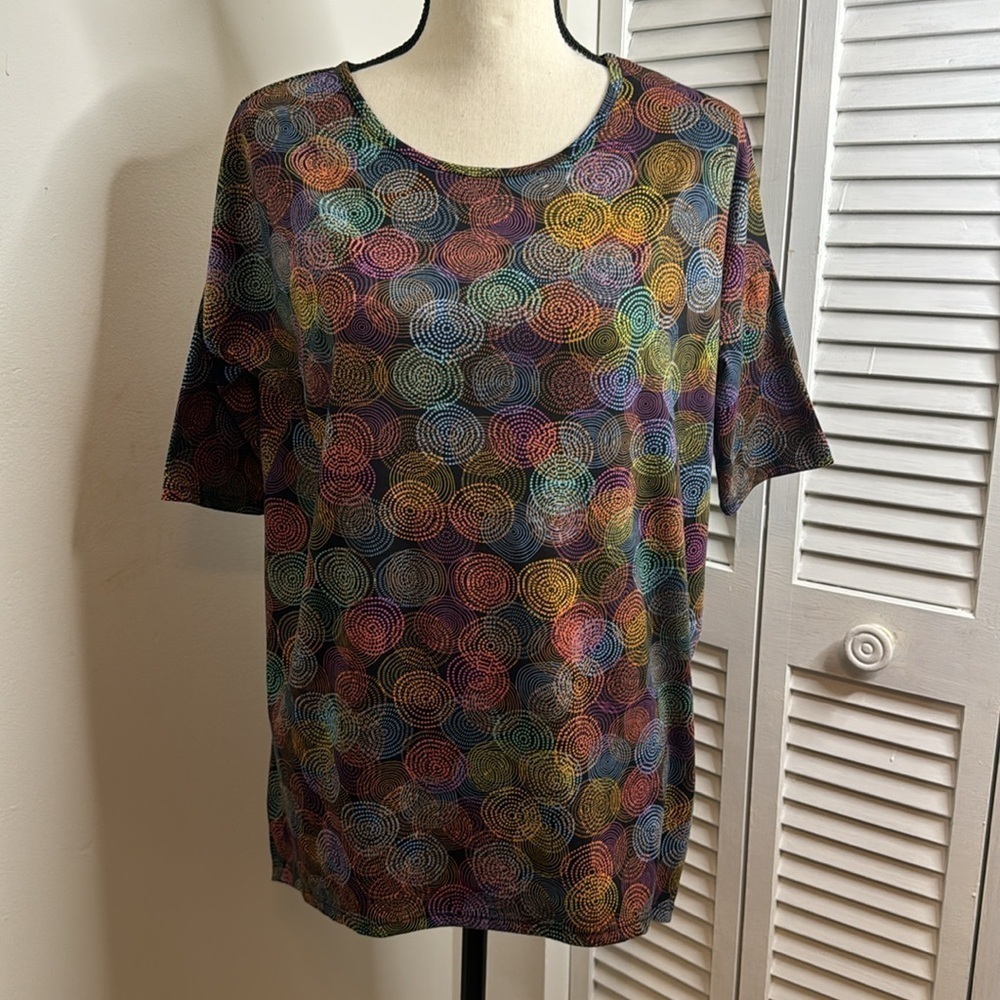 LulaRoe Circles Irma High Low Short Sleeved Tunic Tee Shirt.  Sz XS